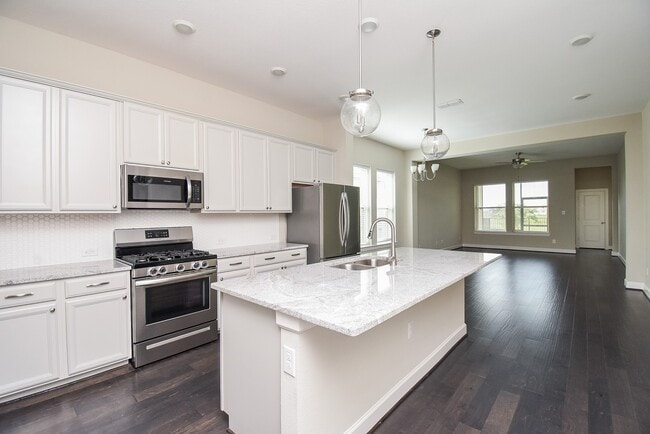 Building Photo - 19535 Shady Hike Ln