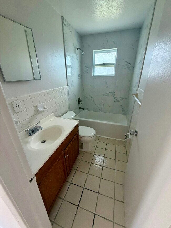 Building Photo - 8134 Krag Dr