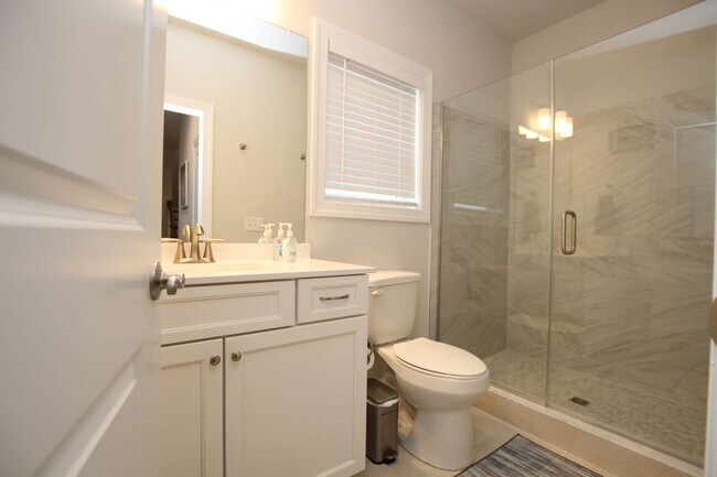 Building Photo - Lewes Seasonal Rental