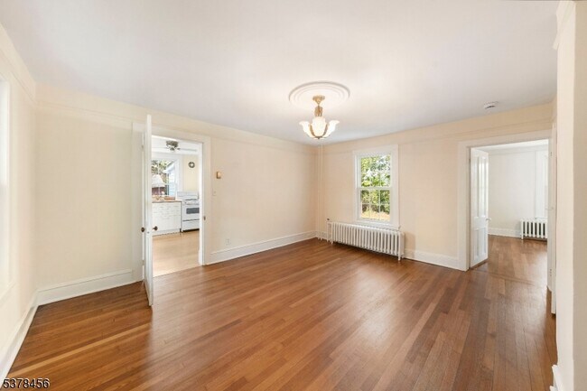 Building Photo - 289 Bennetts Ln