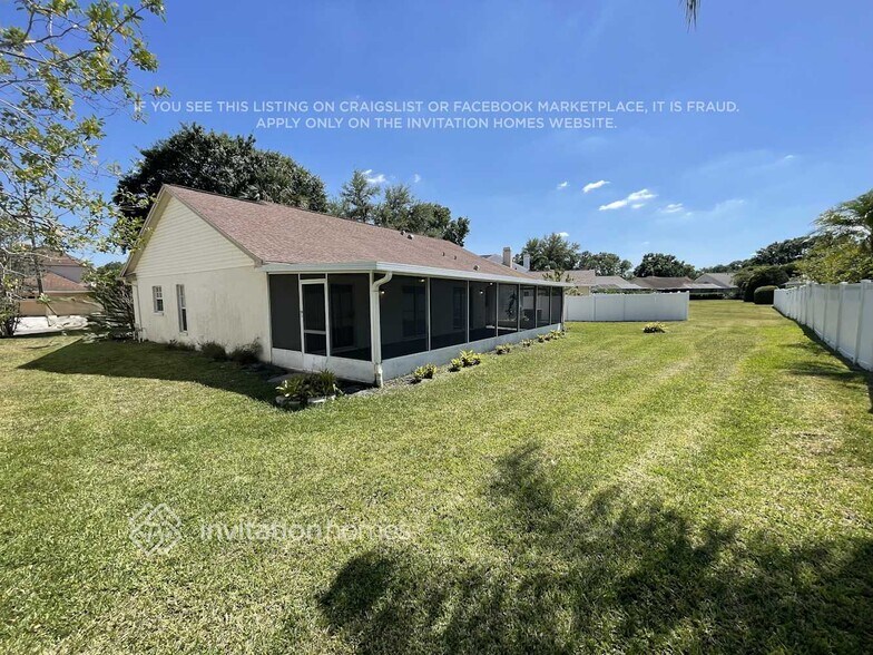 Building Photo - 9814 Creek Cross St