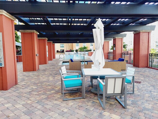 Building Photo - 100 N Federal Hwy