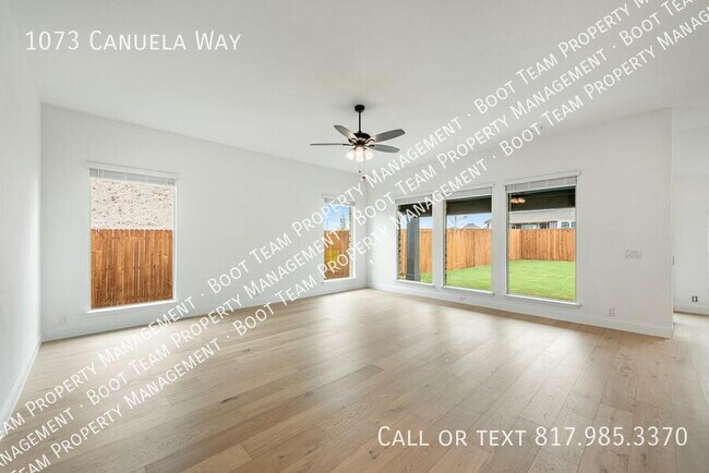 Building Photo - 1073 Canuela Way