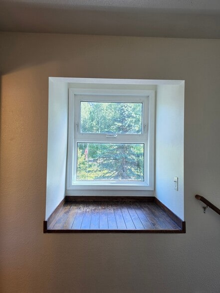 Building Photo - 21312 Settlers Dr