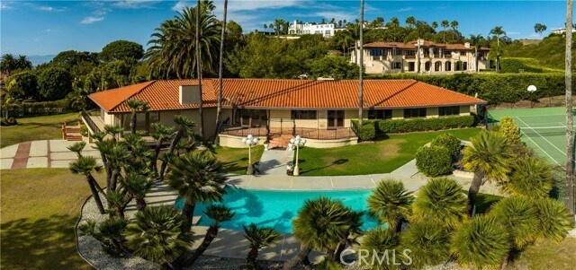 Building Photo - 984 La Cresta Pl