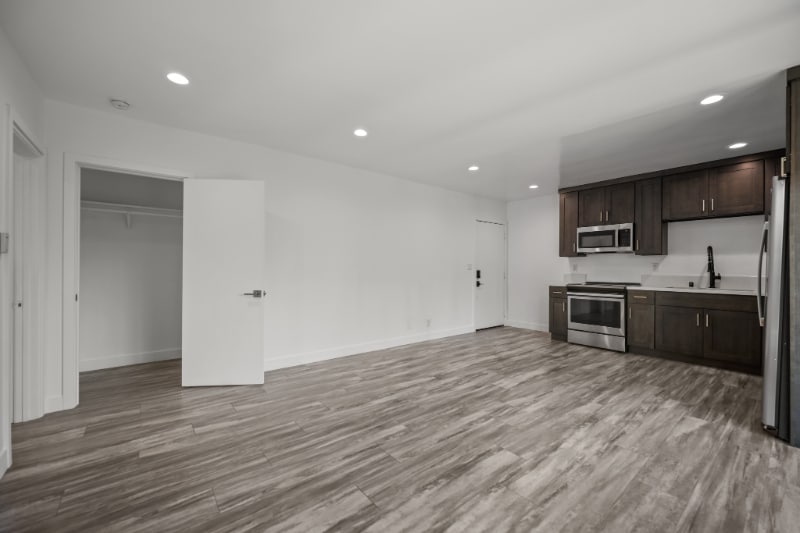 Building Photo - 451 N Coronado St