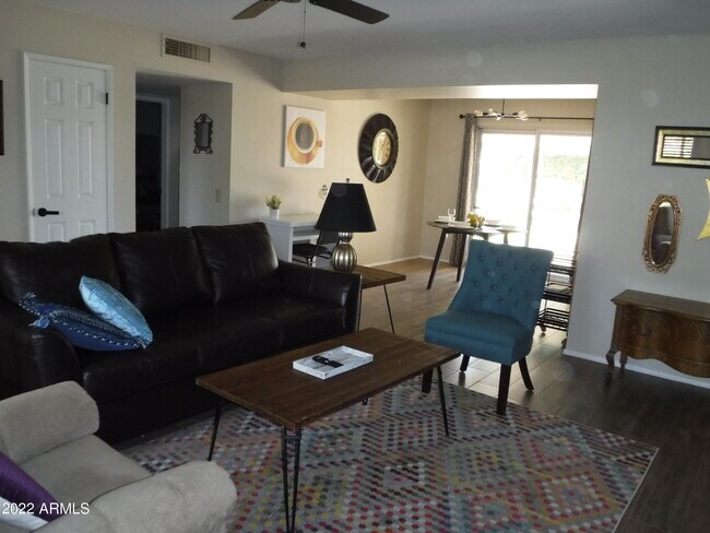 Building Photo - 11029 W Caron Dr