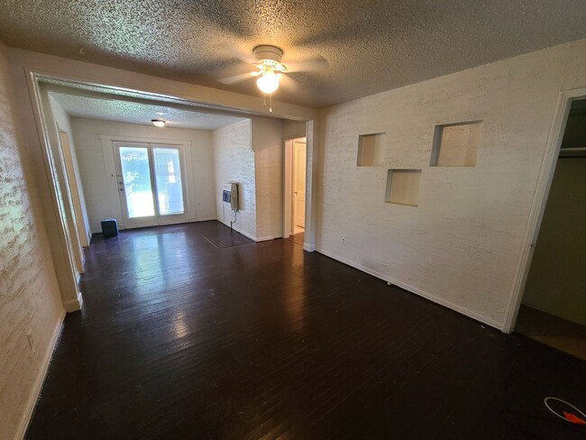 Building Photo - Lease To Purchase! NW OKC
