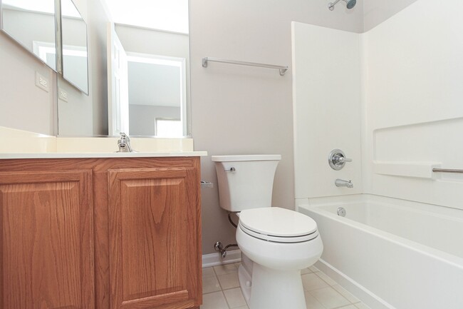 Building Photo - 2465 Frost Dr