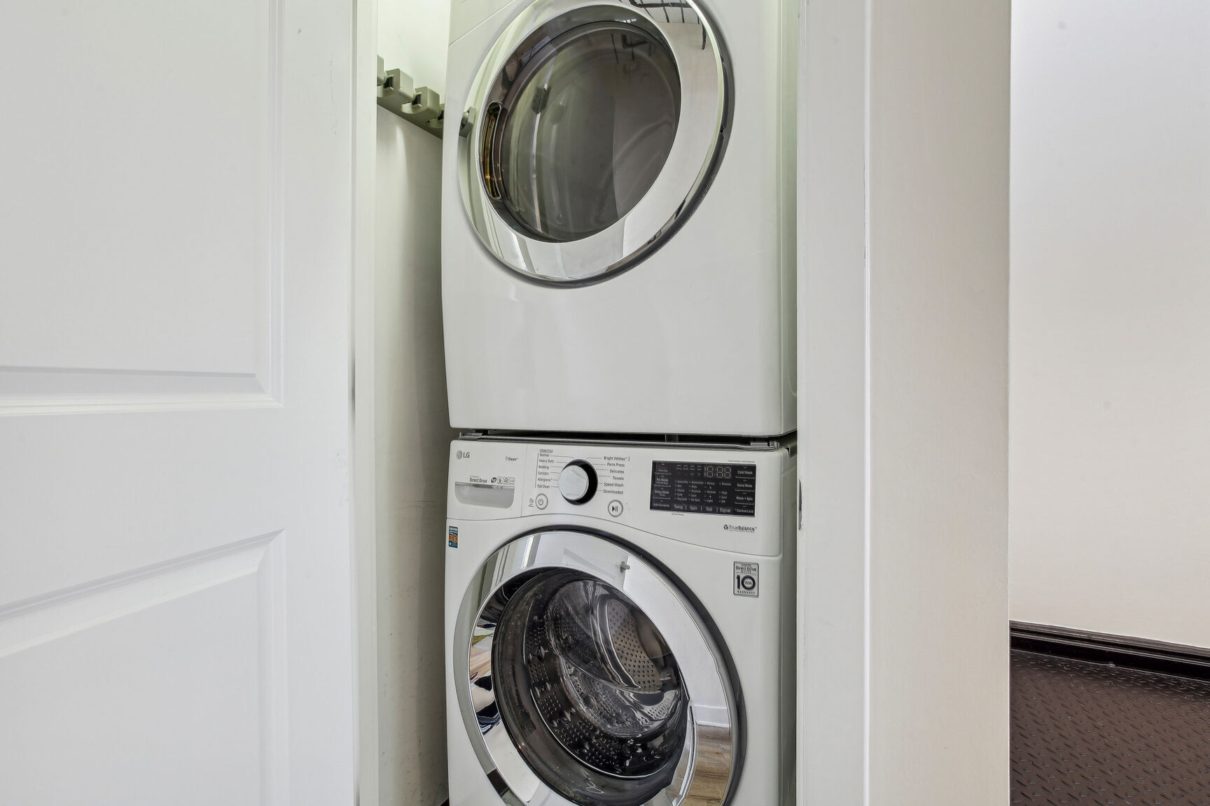 Building Photo - 2125 14th St NW