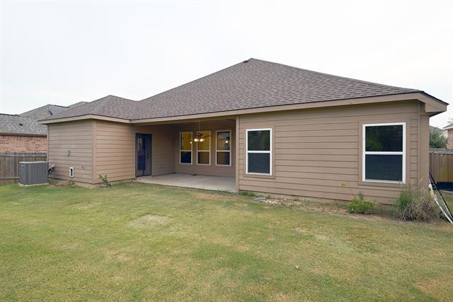 Building Photo - 2413 Spring Meadows Dr