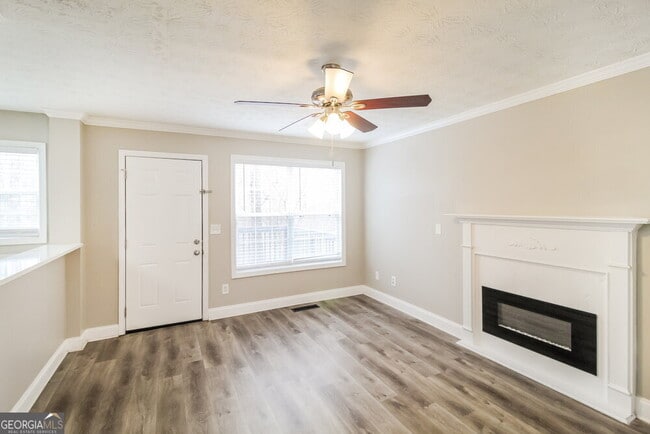 Building Photo - 110 Rosewood Cir