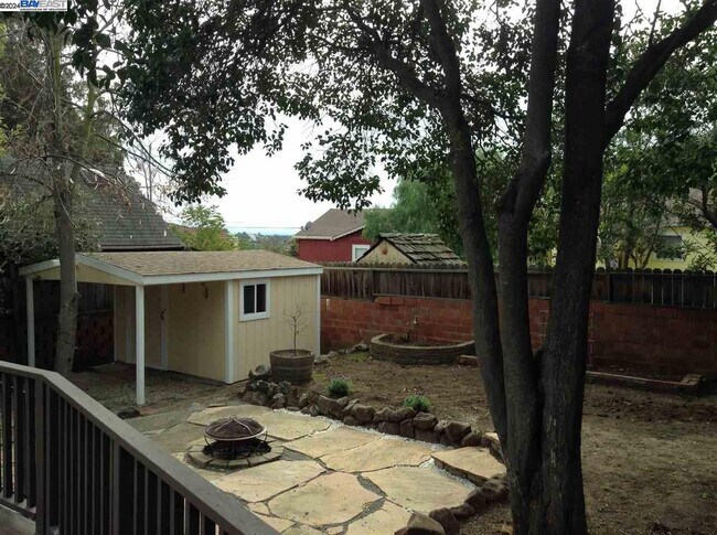 Building Photo - 38077 Canyon Heights Dr