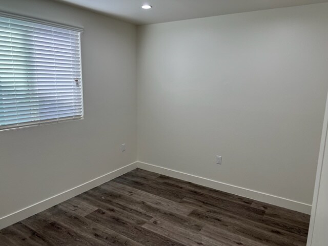 Building Photo - 5872 Towne Ave