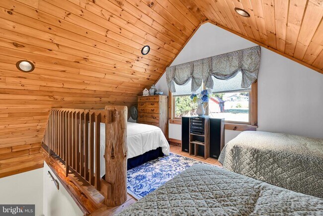 Building Photo - 1506 Wynonah Dr