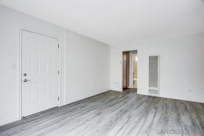 Building Photo - 4737 34th St