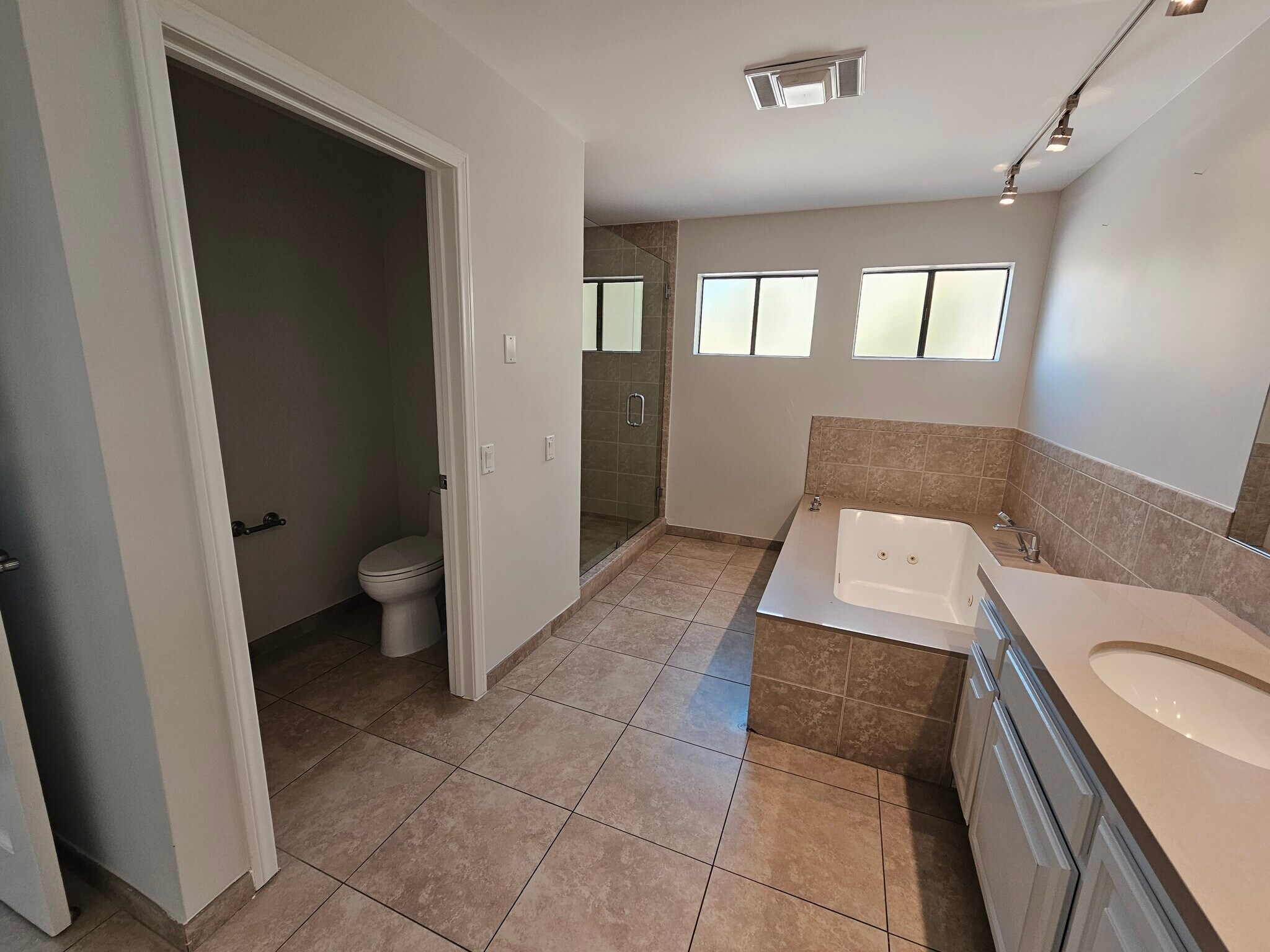 Building Photo - 3622 Roberts View Pl