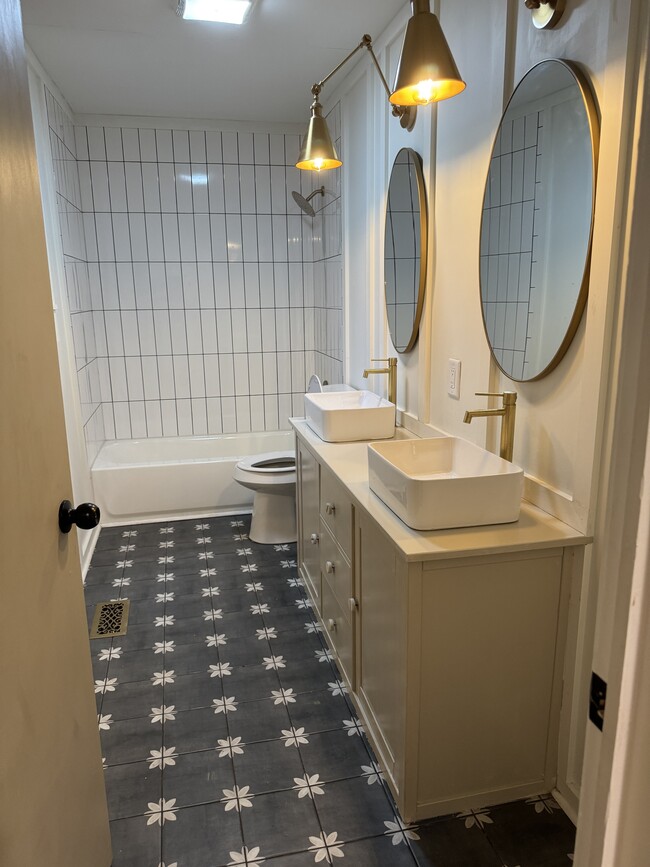 Bathroom 2 - 1407 5th Ave S