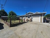 Building Photo - Available now UKIAH
