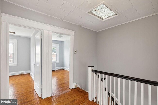 Building Photo - 1214 Van Kirk St