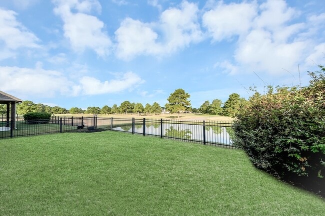 Building Photo - 8926 Leaning Hollow Ln