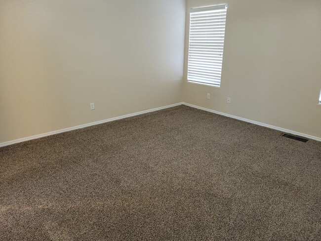 Building Photo - 4 Bedroom Home off Mesa Grande and Hwy 70
