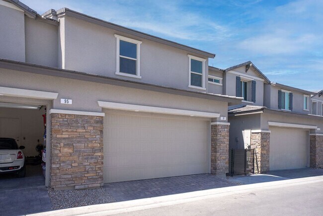 Building Photo - 91 Cinder Cone Ln