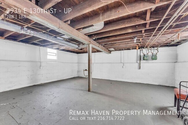 Building Photo - 2934 E 130th St