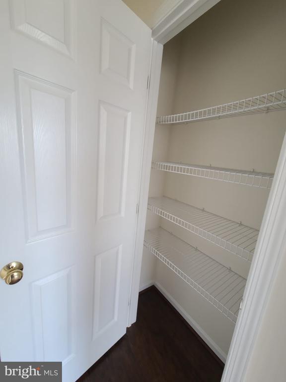 Building Photo - 42625 Homefront Terrace