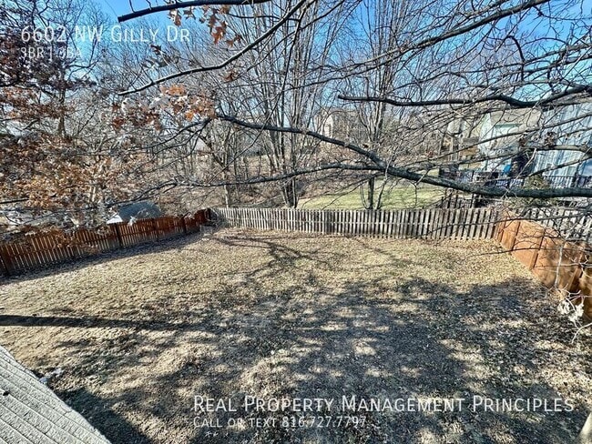 Building Photo - 6602 NW Gilly Rd