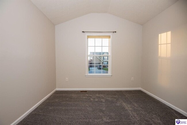 Building Photo - 605 Wind Brook Dr