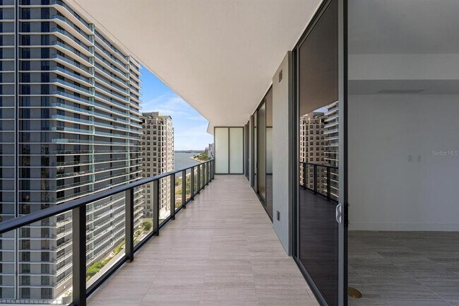 Building Photo - 3015 S Ysabella Ave