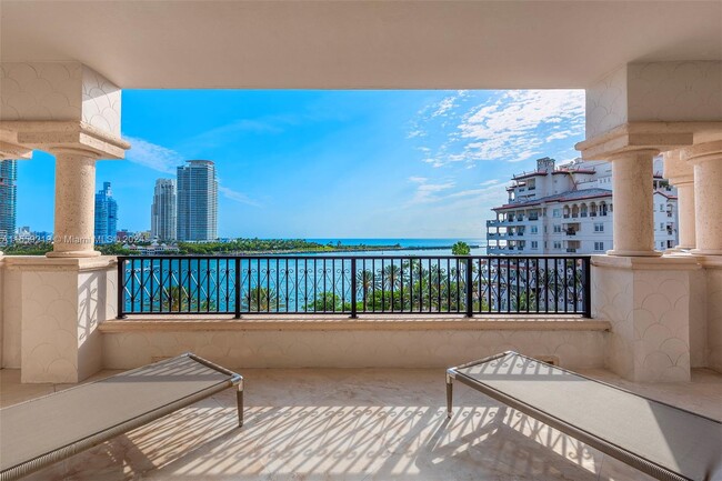 Building Photo - 7154 Fisher Island Dr