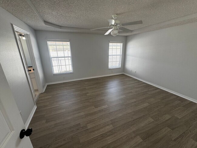 Building Photo - ? Move-In Ready 3/2/2 Near Ocala – Nearly 2,000 Sq Ft & Beautifully Updated! ?