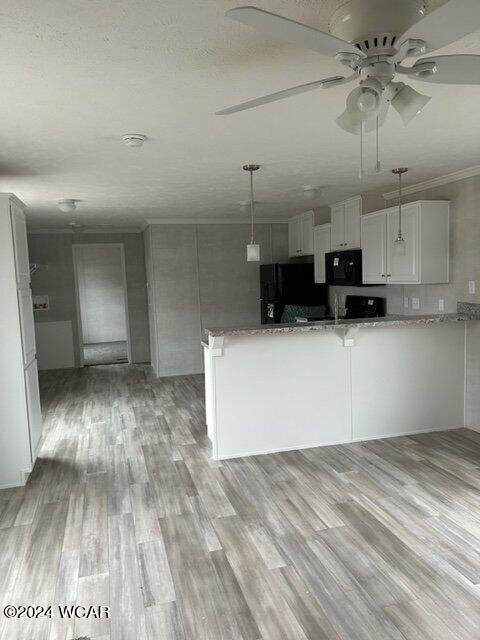 Building Photo - 551 S Leonard Ave
