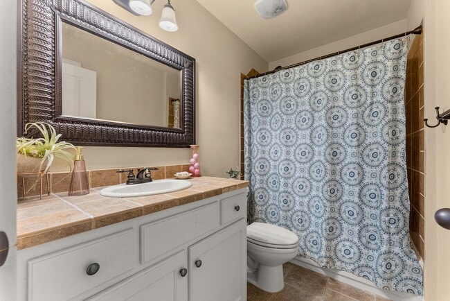 Building Photo - 1044 S Rembert St