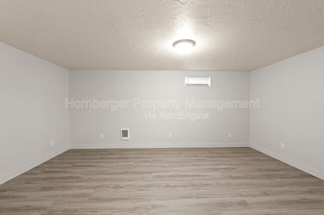 Building Photo - 3939 N Mayfair St