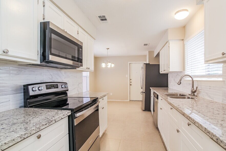 Building Photo - 11403 Milners Point Dr