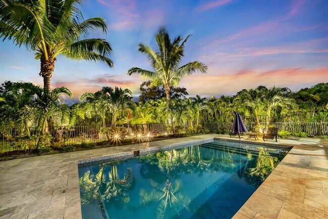 Building Photo - 10962 57th Pl S