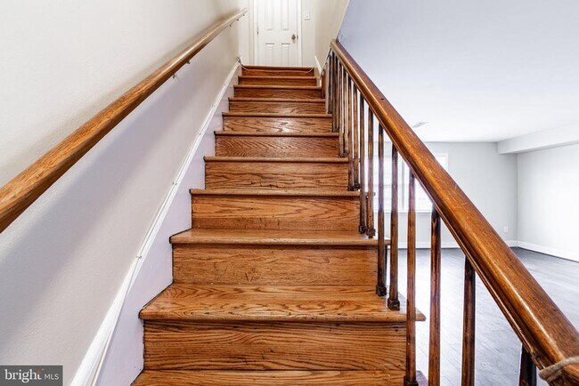 Building Photo - 430 N Patrick St