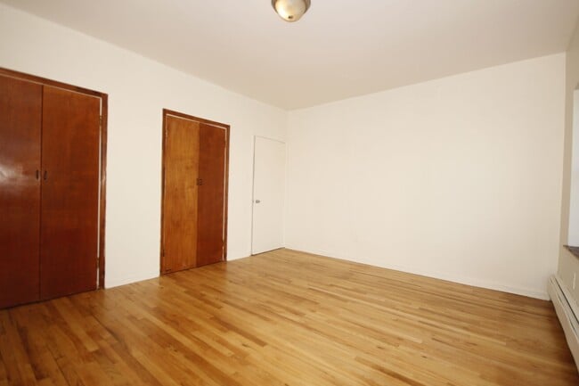 Building Photo - 4 W 130th St