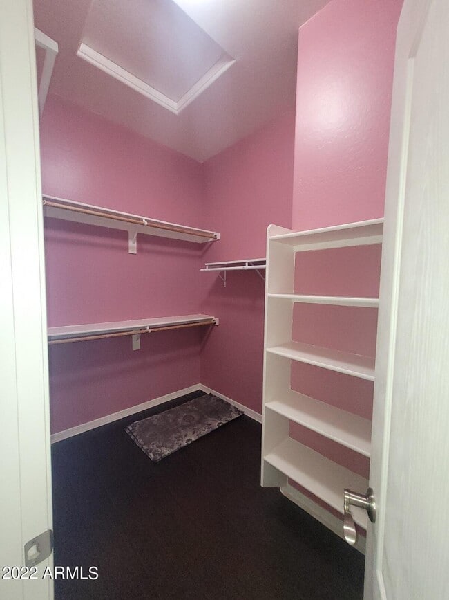 Building Photo - 19350 W Oregon Ave