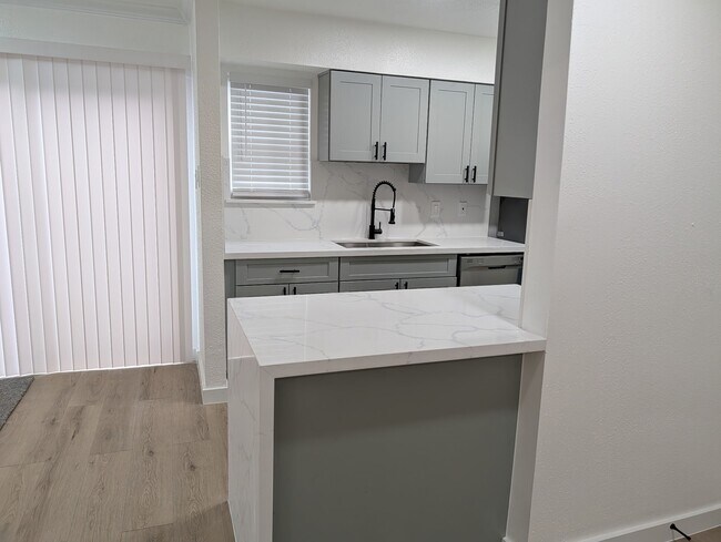 Building Photo - 6001 Reims Rd