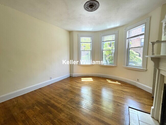 Building Photo - 50 Saint Germain St