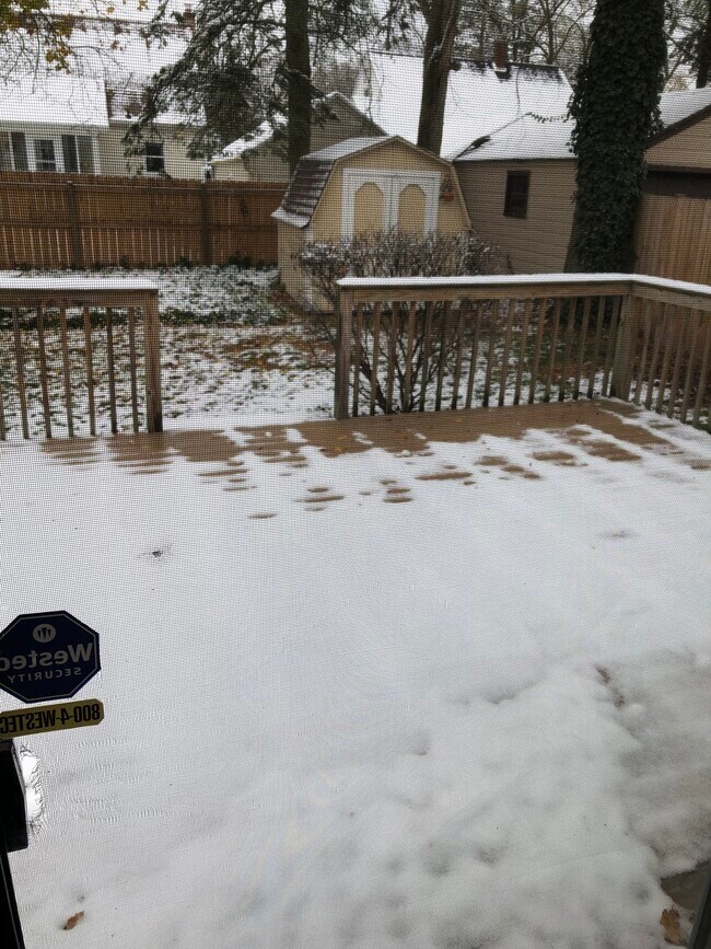 Building Photo - 2134 Martin Ave SE