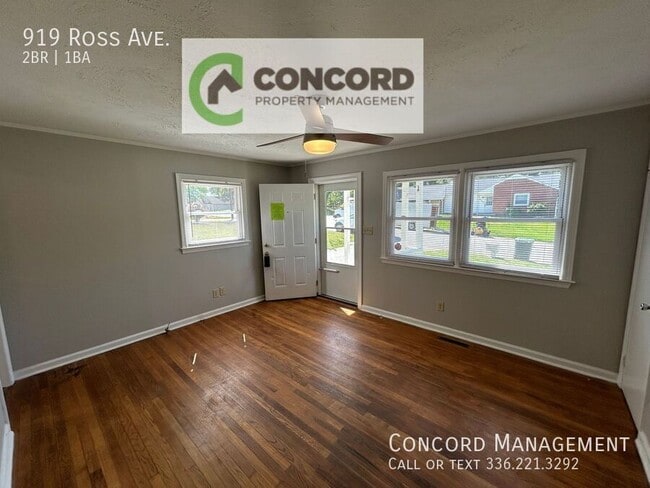 Building Photo - 919 Ross Ave