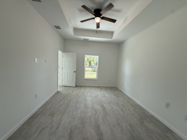 Building Photo - 4732 Prime Terrace