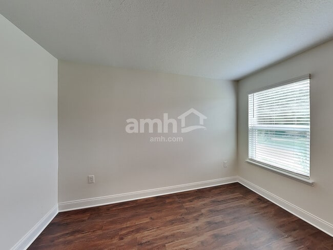 Building Photo - 6182 Little Blf Cir