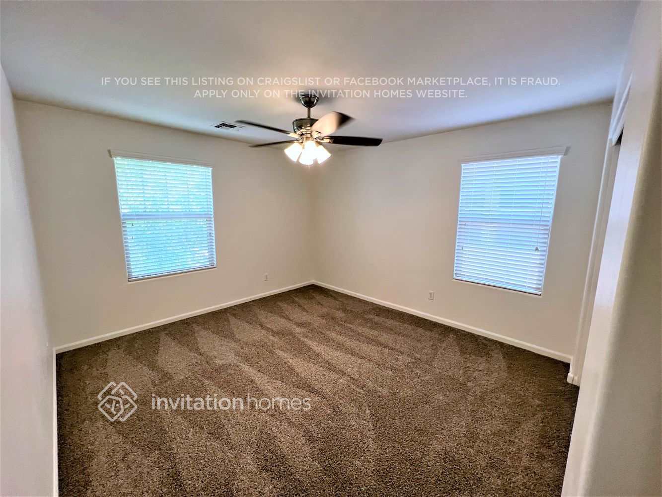 Building Photo - 1370 S Ponderosa Dr