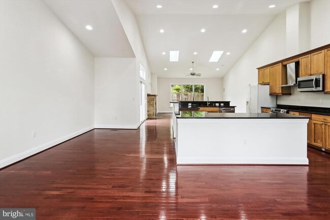 Building Photo - 9915 Ashburton Ln